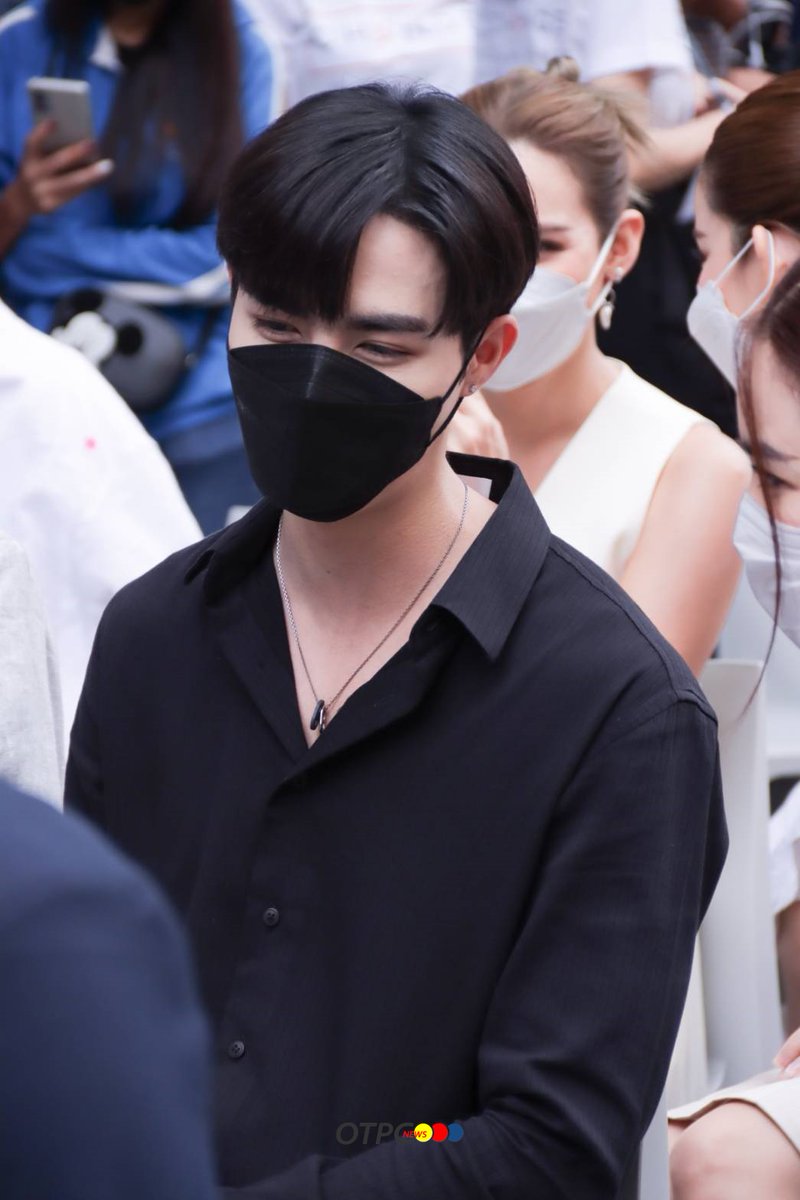 otpcnews's tweet image. &quot;ซี-พฤกษ์&quot; ในงานบวงสรวง ClubFridayTheSeries  Love And Belief ความรักกับความเชื่อ  

#ClubFridayTheSeries
#LoveAndBeliefความรักกับความเชื่อ 
#ClubFridayxซีพฤกษ์ #ZeePruk #Zunshine