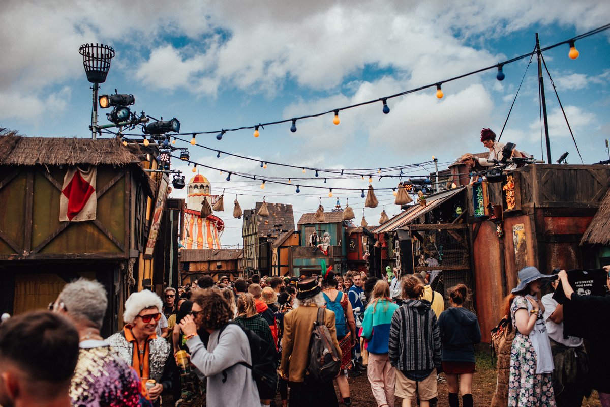 🎪🎪 Boomtownfair is well underway now 🚨🚨 We cant wait to see you there! 

#Invisiblecircus #Bristol #Boomtownfair #Summersolstice #Bristolperformancearts #Bristolcreatives #circus #circuslife #summer #summerfestival #circuscommunity #ukfestival