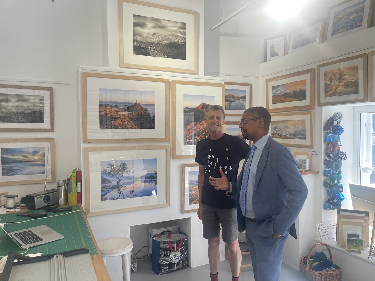 vaughangething's tweet image. Yesterday visits to Cei Llechi in Caernarfon to see how investment has brought buildings and heritage back to life and support local traders with @CyngorGwynedd leader Dyfrig Siencyn.