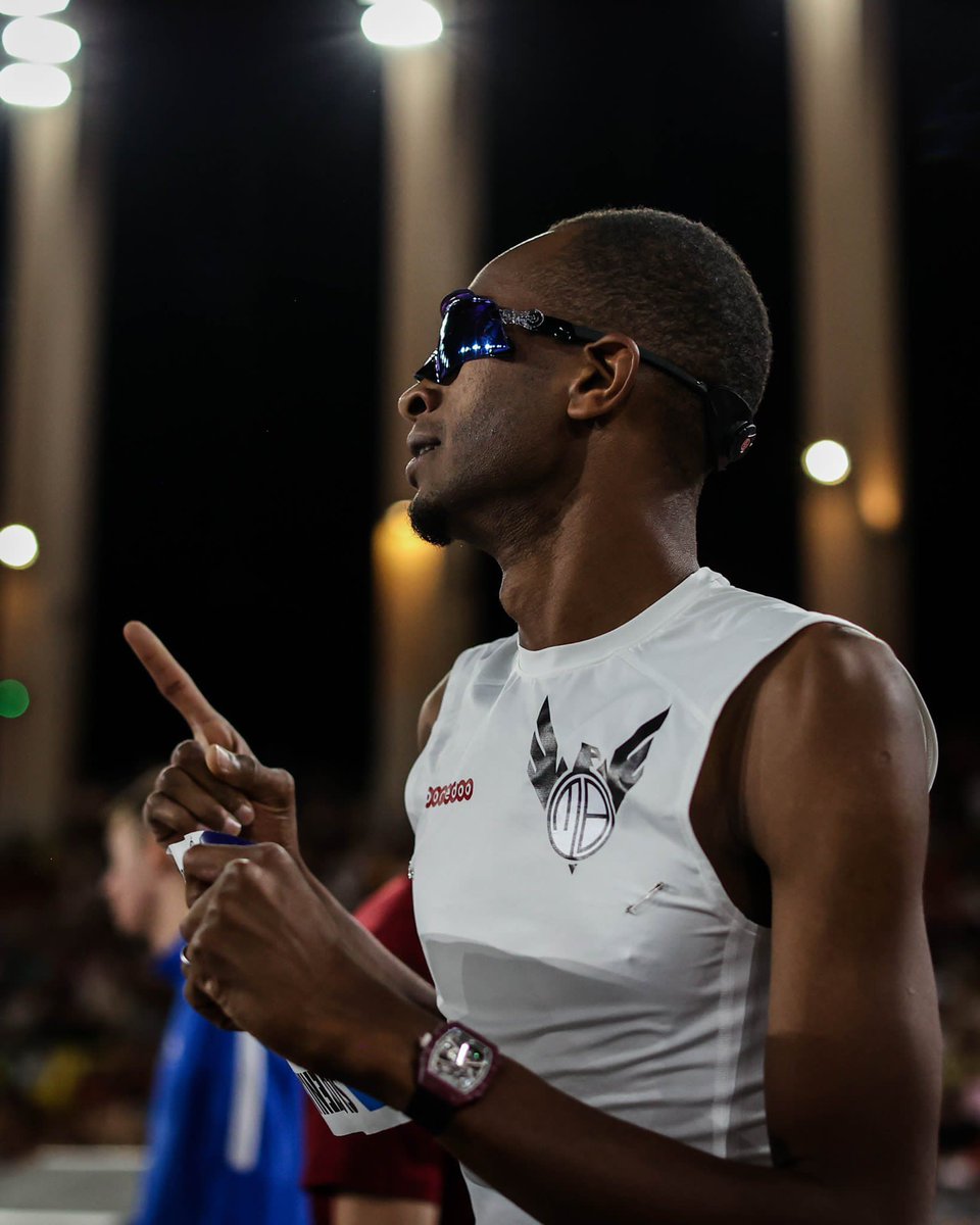 qatarairwaysar's tweet photo. البطل الأسطوري @mutazbarshim يحافظ على الصدارة ويتربع على المركز الأول في الوثب العالي للدوري الماسي جولة موناكو 2022 🥇🇶🇦
#WhatGravity
#الخطوط_الجوية_القطرية https://t.co/LSS5fJ8tvx