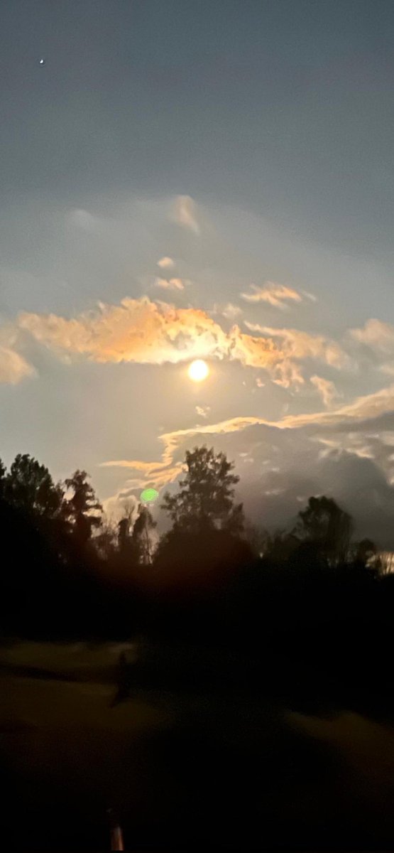 3:49 am <a href="/wgrz/">WGRZ</a> #daybreak