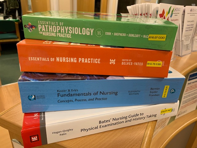 ABUHBlibraries's tweet photo. New titles this week at the Royal Gwent Hospital Library ๐ฅณ๐ #RoyalGwent #MedicalEducation #ABUHB #NewBooks #Libraries https://t.co/UTZgeJ7mHQ