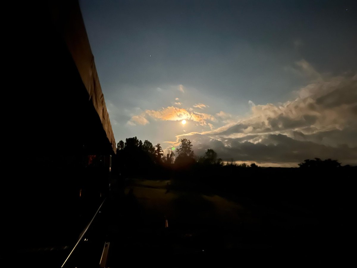 Caution⚠️ This is not the sun. Pre-super moon. East Aurora at 3:49 am. #supermoon #whoa <a href="/pathammer/">Patrick Hammer</a> <a href="/WGRZ/">WGRZ</a>