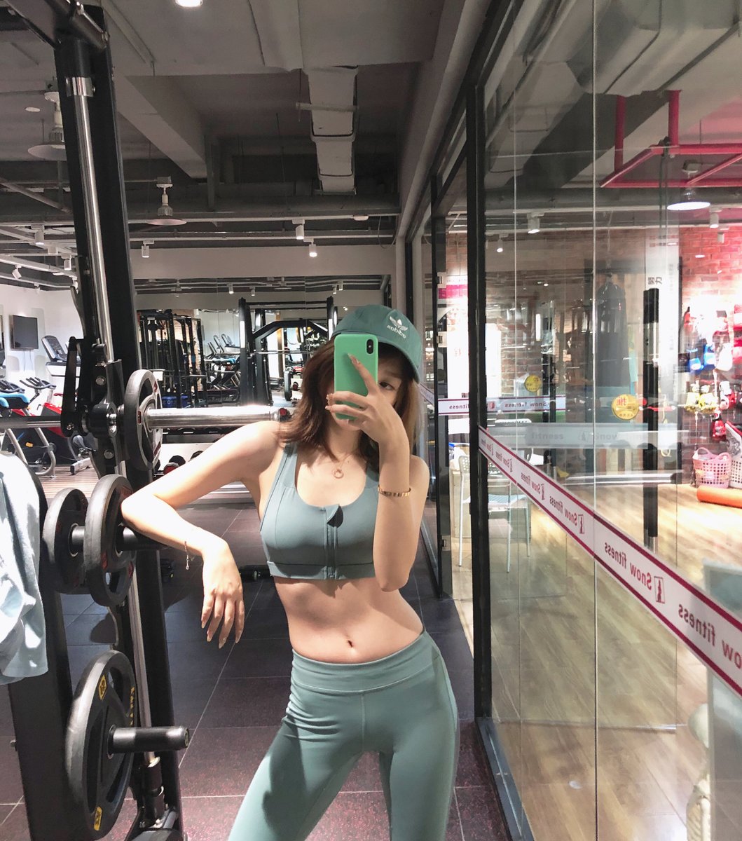 MuNingCrypto's tweet photo. 我应该追涨啥呢？
#BTC #ETH https://t.co/CFpJnPlPvc