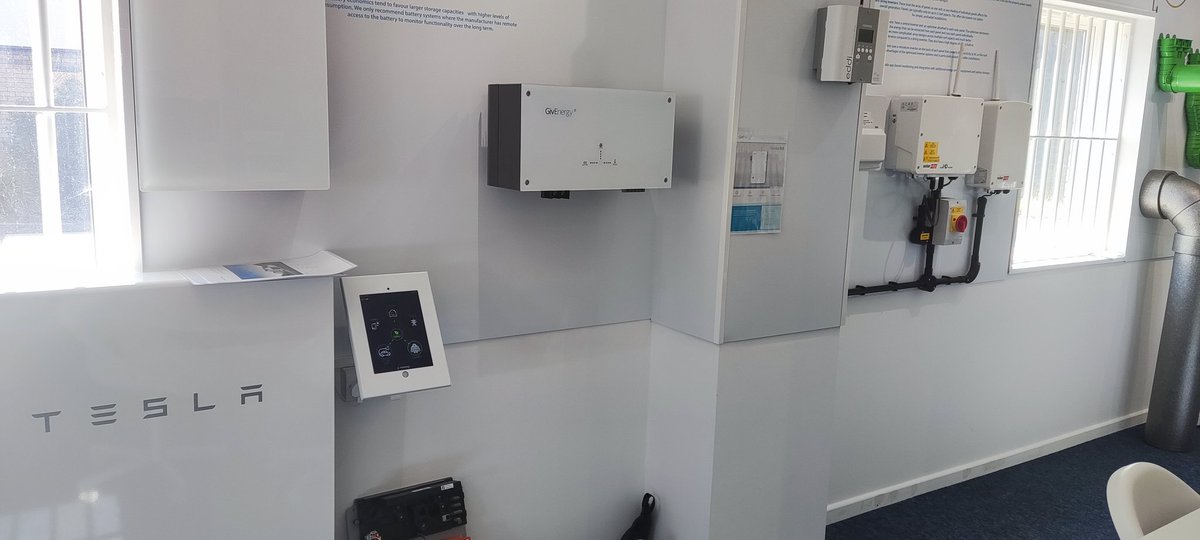 cousins_pete's tweet photo. At @H2ec0 new renewable energy centre. Some nice kit on display. Shame I can't get any on my bike 😭 https://t.co/AS4RvRKx4L