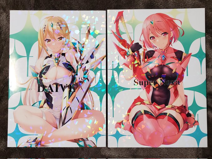 見本誌が届きました!

ピッカピカ✨やぞ(*'∇`*)
発色も鮮やかでイイ感じですワ～

イベント参加出来ないのが悔やまれますが…現在メロン🍈さんに委託販売の準備をしてますので、決まったらお品書きを載せます～ヽ( ・∀・)ノ 