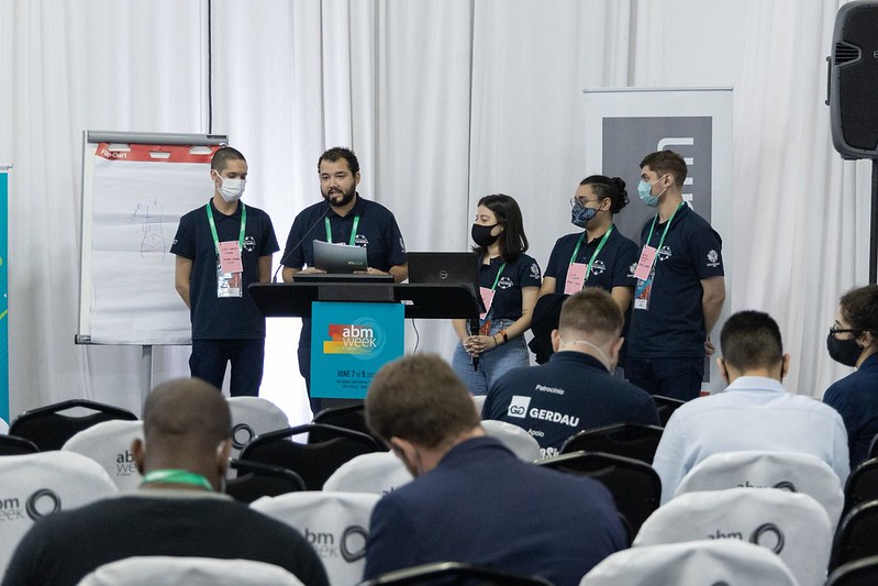 abm_brasil's tweet photo. No Dia do Estudante, a gente resgata um click feito durante atividade do 20º Enemet com alunos da UFRGS #tbt #DiadoEstudante #abmweek #enemet #engenharia #metalurgia #mineração #materiais https://t.co/5avGOxHGZM