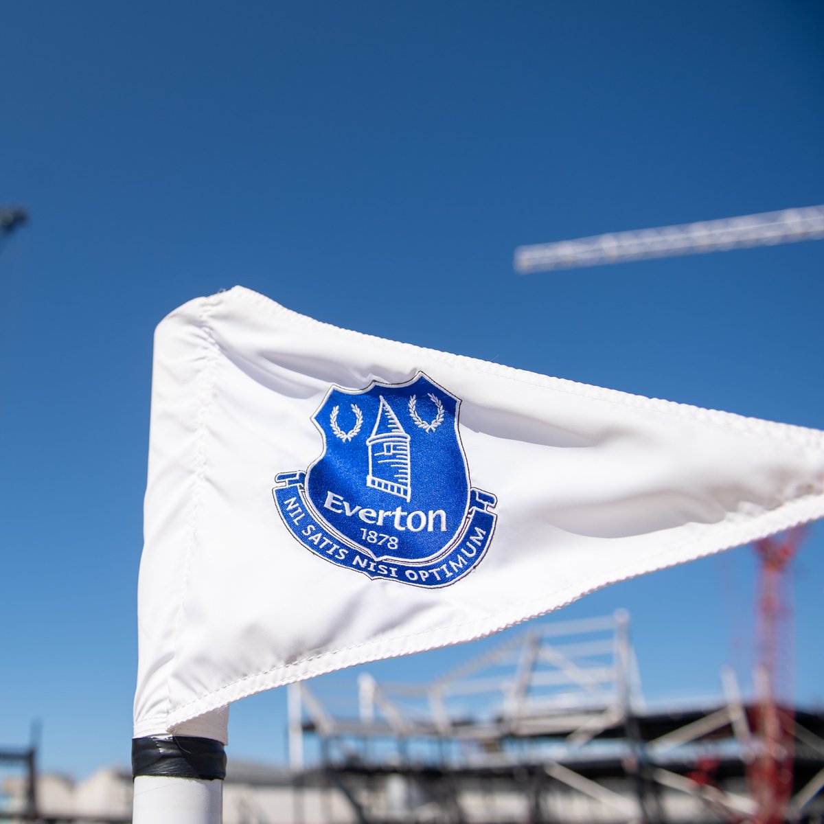 EvertonStadium's tweet image. 🚧 | “We have seen the transformation of a semi-derelict North Liverpool dock, to what is currently the structure of our magnificent new waterfront stadium.”

Chief Stadium Development Officer Colin Chong celebrates one year of work on-site...

🗞️ bit.ly/3zR1HGR