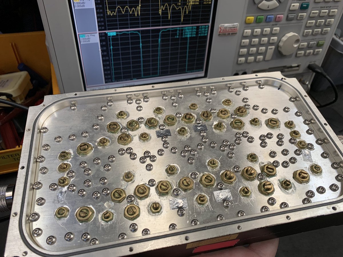 Repaired this double band pass filter and had to take a pic one I had removed the 155 screws 😃 
#rfporn