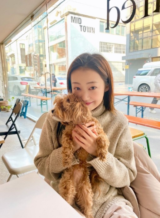 lowlowlowckey's tweet photo. Happy birthday for the person who always makes me laugh ㅋㅋㅋㅋ
생일 축하 레아^^
お誕生日おめでとう❣️🤓

HAPPY LÉA DAY
 
#Our_Sunshine_LÉA_Day
#우리_선샤인_레아_데이
#小川瑞希お誕生日おめでとう
@5ecretNumber  @JP_5ecretNumber https://t.co/HVGL06qjpc
