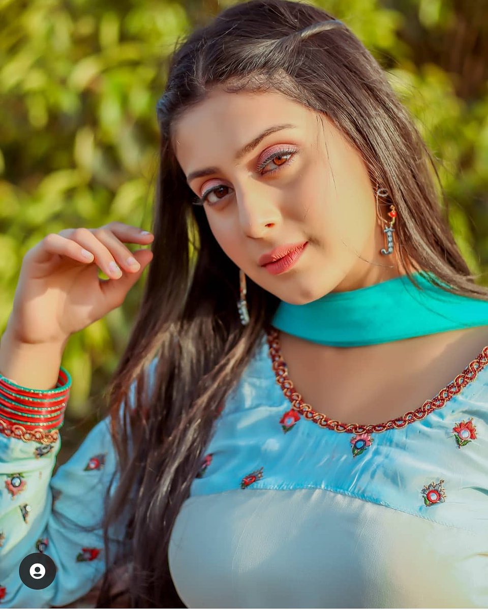 #jassu #IshaMalviya #JasmineSandhu beauty queen 🥰😘 
#kesariyasong 🍭