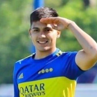 drflagelo's tweet photo. “Changuito Zeballos, lo operan hoy a las 17 hs en San Isidro
Diagnóstico: fractura de maleolo posterior y de sindesmosis
Regreso: depende de la operación pero no antes de Febrero 2023
TODA LA SUERTE PARA EL QUERIDO CHANGUITO

#LeyenderkerASESINO
#JulianBriccoBARDERO https://t.co/cmpZMUcgoA