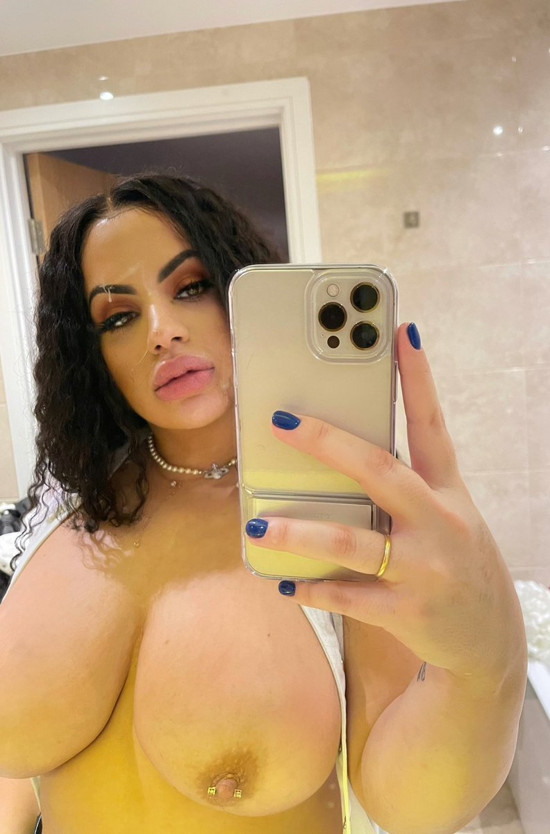 Lissaaires's tweet photo. Use my face as your cum dump 💦💦 #LinkInBio https://t.co/4R5rDQnuAL