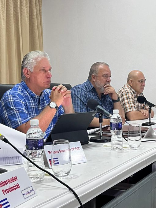 Presidente de #Cuba  analizó acciones de enfrentamiento tras incendio #FuerzaMatanzas - Prensa Latina prensa-latina.cu/2022/08/11/pre…