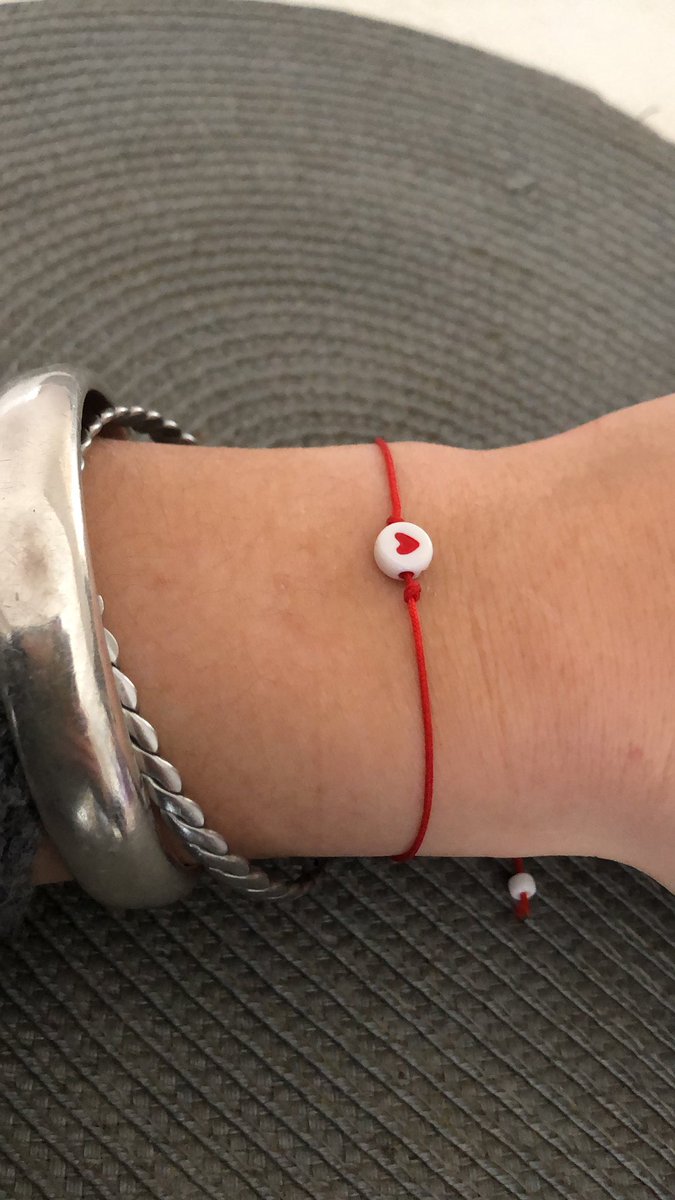 JoBidegain's tweet photo. @EmiPiernes @capturebizarre La pulserita del amoggg que me regaló mi ami🥰 https://t.co/asyLDrzxta