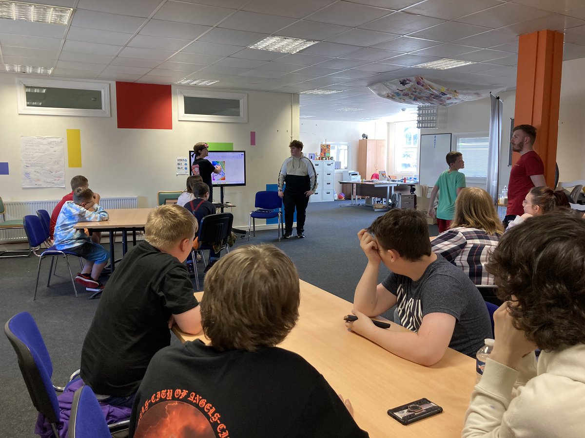 YouthWorkatCT's tweet photo. 🌞TBUC Synergy 
Camp- Day of Social Action🌞

Today we worked on our Social Action Project.

Our theme this year is “Taking young people seriously”.

We ended the session with a table quiz. https://t.co/B8hUfvCCxi