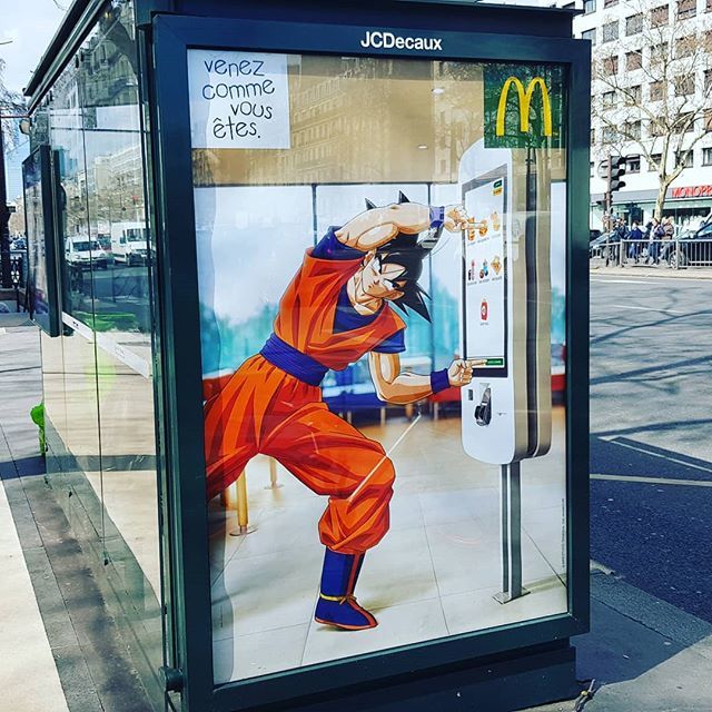 Sonicleroi's tweet image. Incroyable dragon ball z et Naruto les 2 mangas les plus iconique on tout 2 fait une collab avec McDo, Fortnite et ont fait des références dans le monde du comics des plus populaires tel que Superman et Spiderman mais la question c'est où est One piece dans tous ça ?