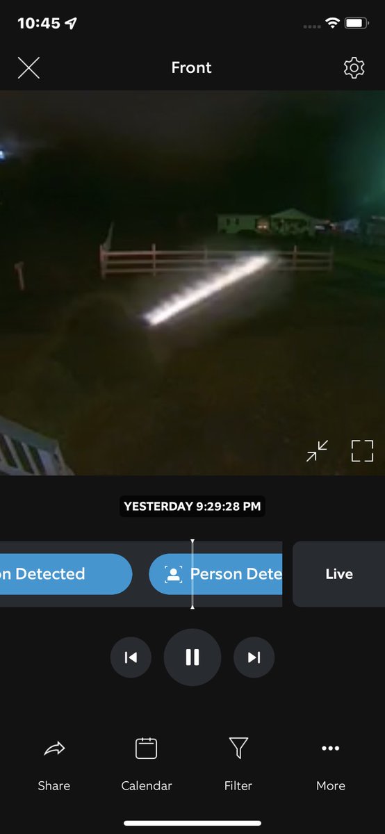 DRAINSWAMPSCUM's tweet image. Does anyone know what this could be ? I caught this on my outside video camera . Any suggestions will be welcomed! #ufo #unknownobject #UAPs #uaptwitter #mufon 🤔