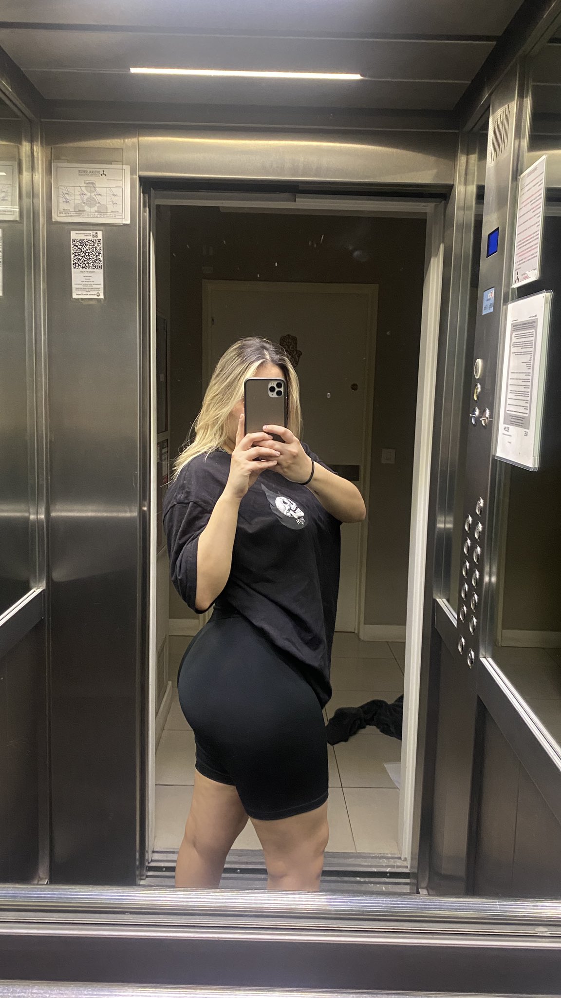 HARD HARD 🏋️‍♀️🏋️‍♀️🏋️‍♀️ https://t.co/DNLjIWOVxw
