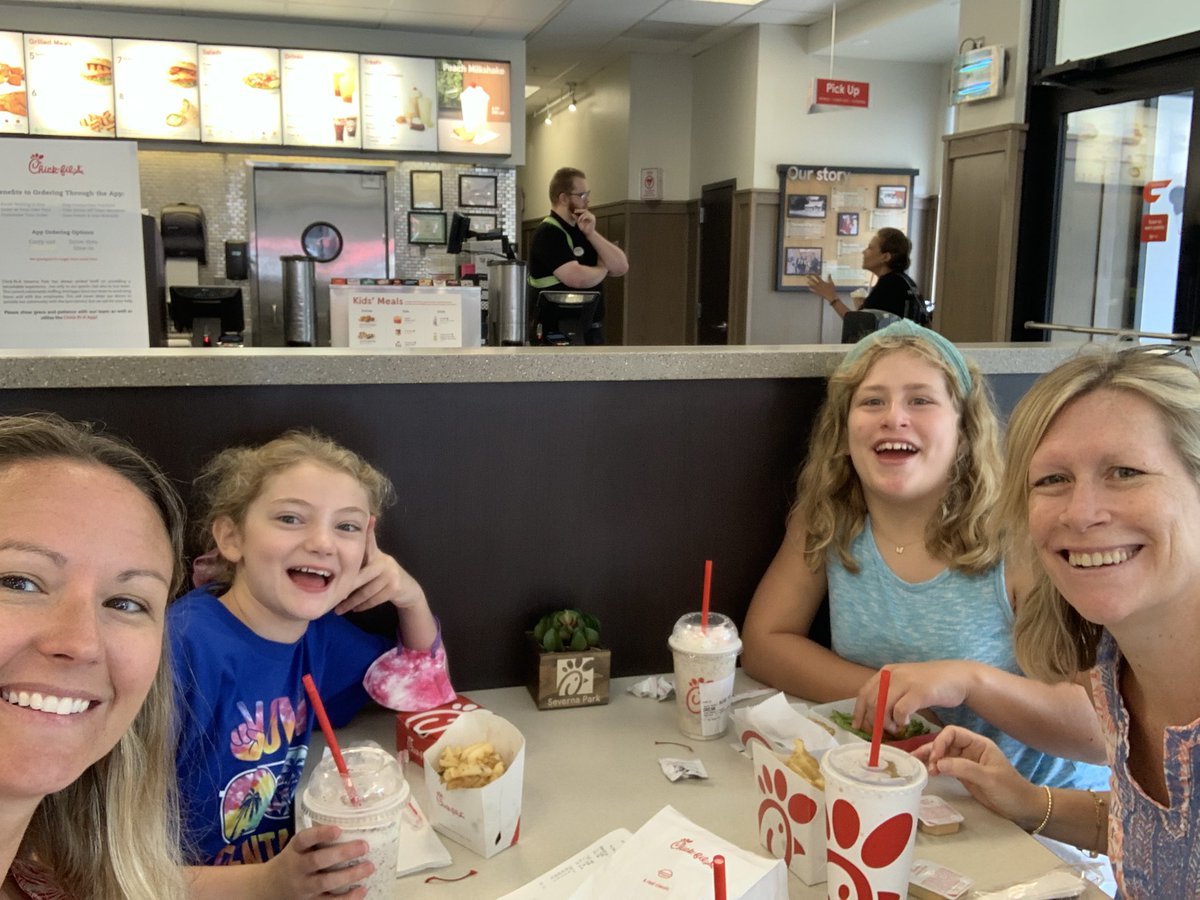 Jessica Meredith tweet media