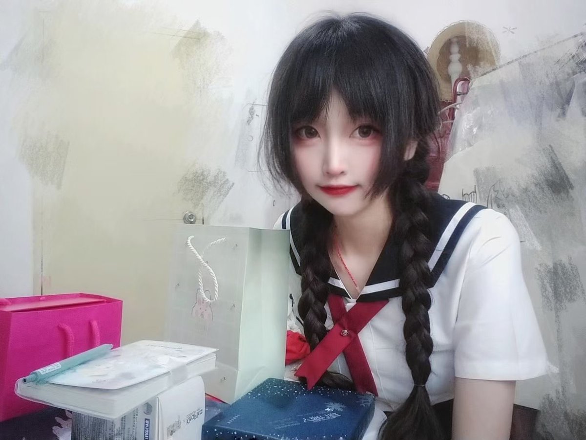 MawNova's tweet photo. #意淫 #射屏 #绿帽 #出卖 #女友 #绿帽奴 #肉便器  #丝袜 受不了了 来贡献女友 求私信一起玩  想看爸爸们射满她的小脸 想看合照看射屏 让这榨精脸好好伺候你 你问我答来听听小骚货怎么被操的 https://t.co/b6T3PUZ23L
