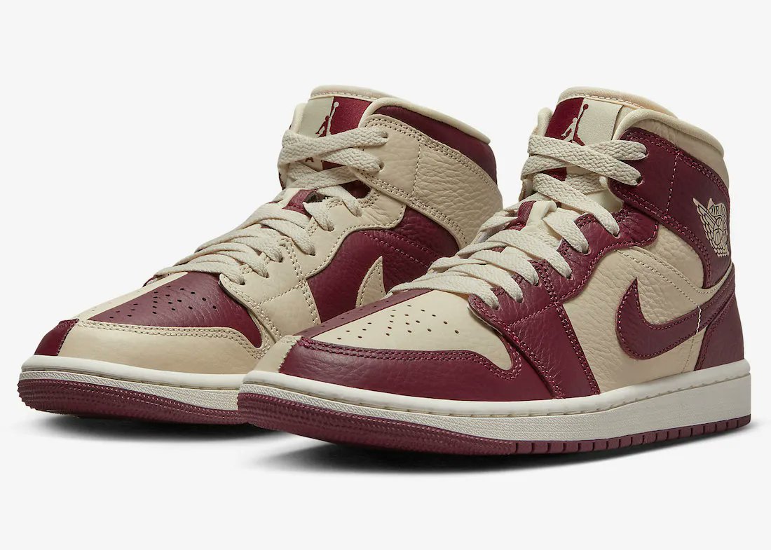 JustFreshKicks tweet media