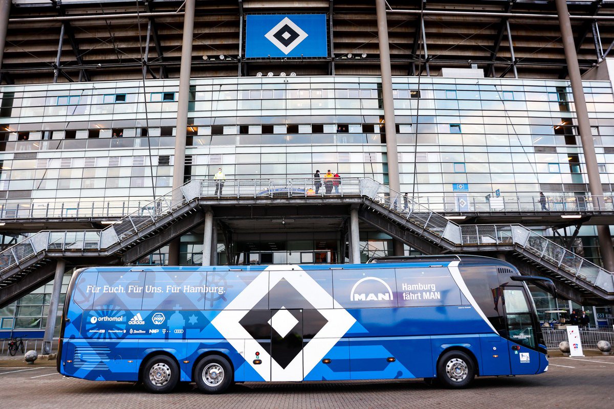 Denkt bei den warmen Temperaturen dran, die Fenster für eure Hunde im Auto zu öffnen 🙏🏻