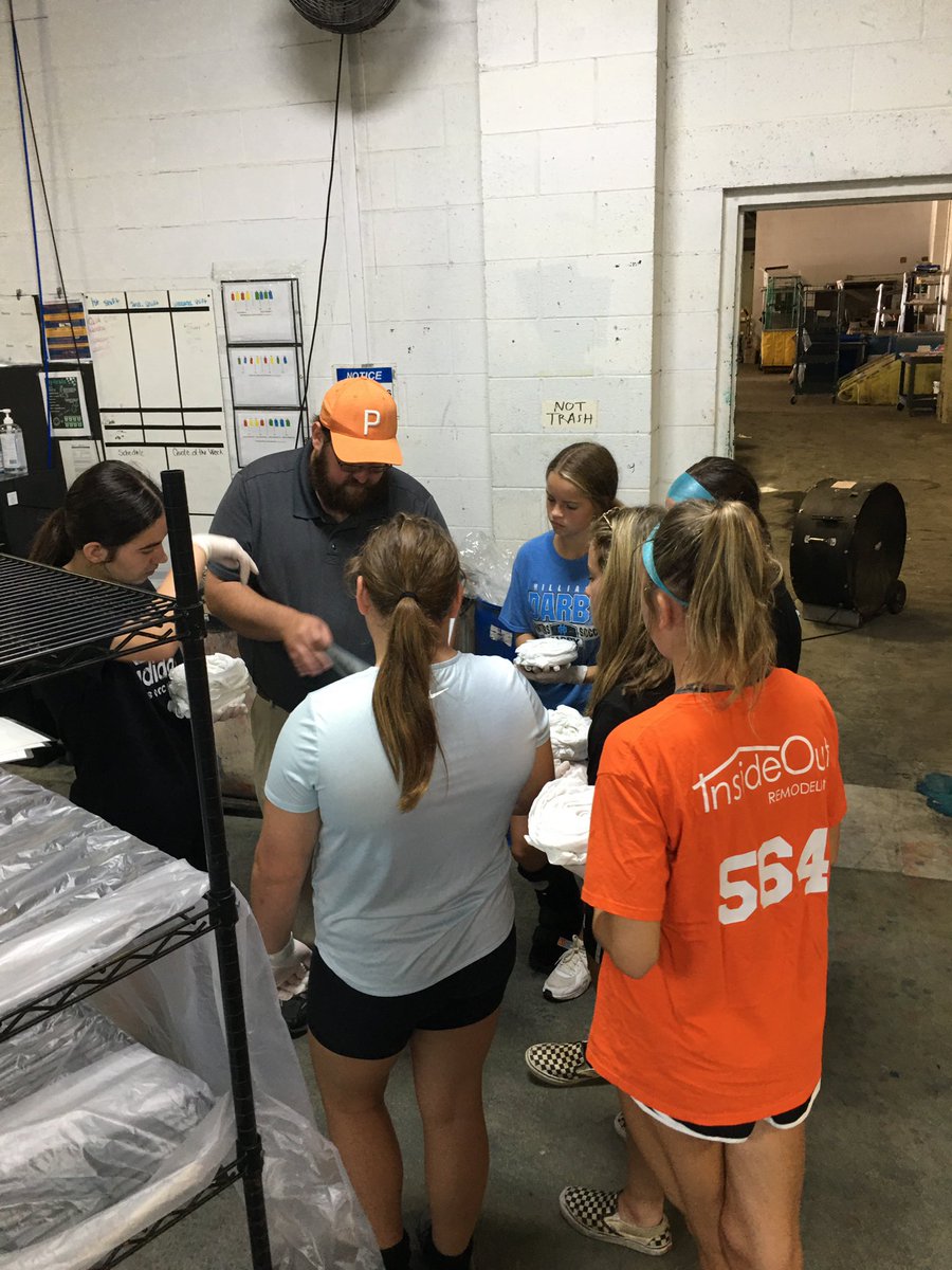 hdhsgirlssoccer's tweet photo. Thank you to @Dyenomite_ apparel for hosting our team as we continued our annual tie dye day! It was a great bonding experience, as well as good way to support a local Hilliard business! https://t.co/tlQdvBxXtQ