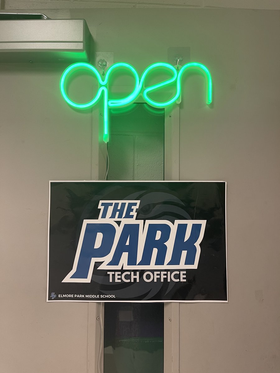 TambeTech's tweet photo. We are loving having a classroom this year! The Park Tech is open! It's going to be another great year at the Park! #ParkMagic https://t.co/bnmhvlM2s5