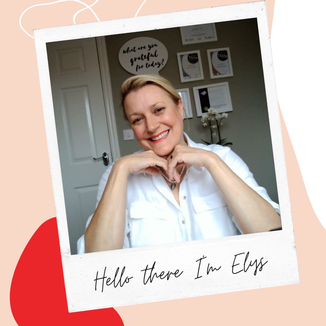 underdogdivorce's tweet photo. Hi There, I'm Elys &amp; I here to help you as much as I can. Divorce is a hell of a time for anyone to go through &amp; when the legal bills are piling up it can be terrifying so I want to help you 
#Divorce #helpinghand #underdogdivorce #savemoney #savetime https://t.co/YdzaQnA7Da