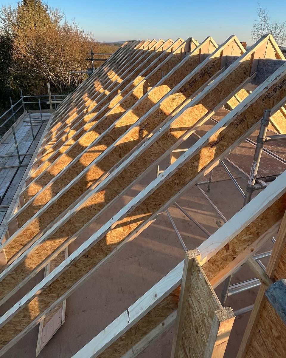 Hawkland tweet media