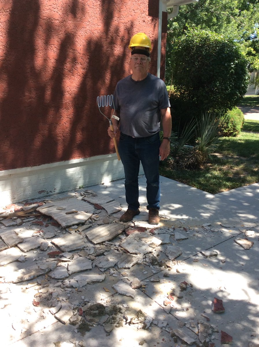 ProfRDavis's tweet photo. "My name is Ozymandias, king of kings:
Look on my works, ye Mighty, and despair!" https://t.co/UDCFUrWPqT