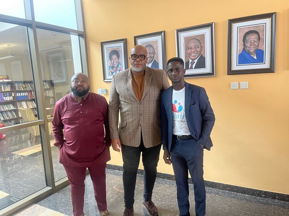 Lushlife Hope Alive Foundation
.
.
Courtesy visit to the South African High Commission. 
.
.
#lushlife# #hopealivefoundation# #ngo# #un#