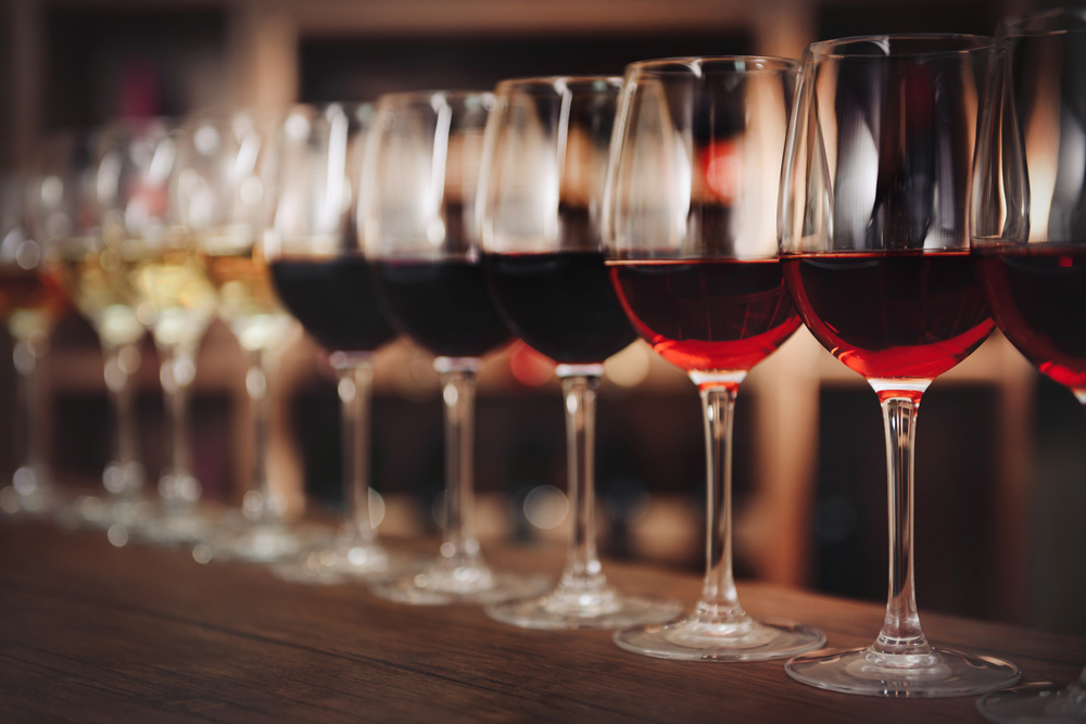 Bodegas_Protos's tweet photo. ¿Conoces la diferencia entre una #catavertical y una #catahorizontal? Nuestros amigos de @FoodandTravelMX nos lo cuentan. ⤵️ https://t.co/csSrSk9tps https://t.co/TD7tCuZLTJ