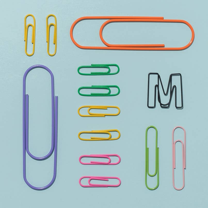 thepapercollect's tweet photo. We can see the weekend from here 👀 
Holding it all together with these wonderful @mishmashpt paperclips this Thursday.
#stationerylover #mishmash
#stationeryaddict #planner #stationery #stationerylove #plannerpeace #plannersgonnaplan #plannersgottaplan #plannershopowner https://t.co/UuYPuh5TIA