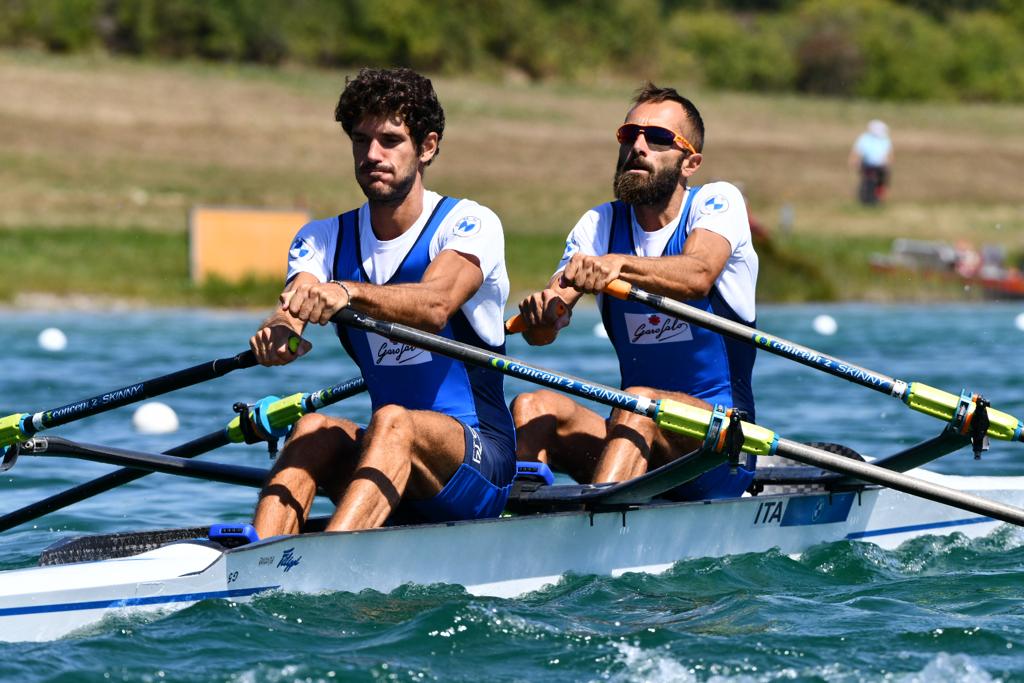canottaggio1888's tweet photo. #ERCH #ERCHMunich 

Doppi leggeri on fire a #Munich2022: vittoria e finale presa per le olimpioniche Cesarini e Rodini e per i bronzi olimpici @piteruan e @OppoStefano. Ai recuperi i due singoli di Sartori e Colasante.

@WorldRowing @Coninews @ItaliaTeam_it @ECMunich2022 https://t.co/x6Uwe950zj