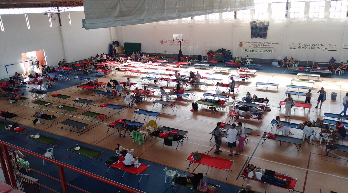 ℹ️El Ayuntamiento de Moraleja Informa:

Las personas evacuadas de Torre de Don Miguel y alojadas en el Pabellón de Deportes de Moraleja, mantendrán su estancia con nosotros todo el día de hoy.

☎️ Telf. 668 670 413 información de familiares.

#AyuntamientoDeMoraleja