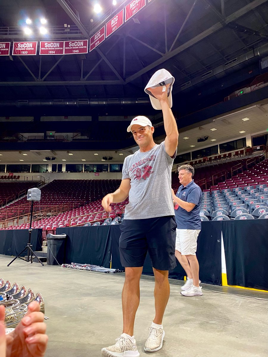 fifenhorn's tweet photo. @CoachSBeamer @TheCarolinaBand My senior piccolo daughter @apienamedmoo was right up front last night and snagged these great shots. My son started his first year as a Gamecock yesterday, with the Carolina Band, too! #goCocks #CarolinaBand #mightysoundofthesoutheast #spursup #builtforloud #builtforfamily https://t.co/gfVr8EbskA