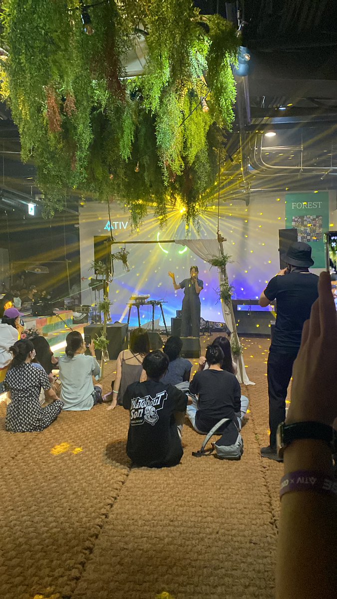 Jobsir96's tweet photo. 코코넛박스 파티 왔습니다. 방금 도착했는데 기대되네요! https://t.co/JpojkUAA4I