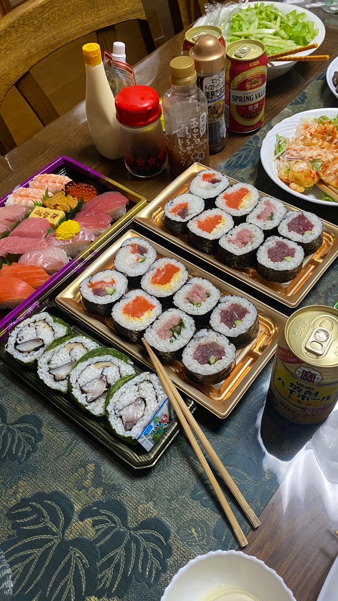 corbininjapan's tweet photo. Sushi is best when the in-laws treat 😊
#CorbinInJapan #Corbin #Japan #Sushi #Eggplant #Beer #Shiga #ShigaPrefecture #寿司 #なすび #那須 #すし https://t.co/UgQLcOCRau