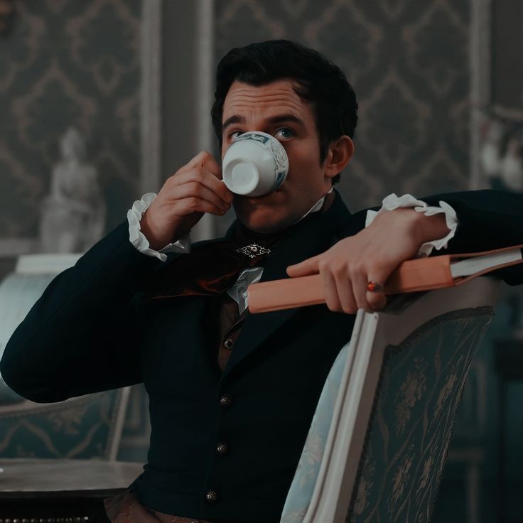 xcaffeineblues's tweet photo. ㅤ
ㅤ ────┈ 𝗕 𝗨 𝗦 𝗤 𝗨 𝗘 𝗗 𝗔 ⦂
﹙⌕﹚
ㅤ  
𓂃𓄼 𝗘𝗩𝗔𝗡𝗗𝗘𝗥  𝗖𝗔𝗩𝗘𝗡𝗗𝗜𝗦𝗛 ｡
ㅤㅤㅤㅤ Ꮺ Para OTP Ꮺ
ㅤ  
ㅤ໒；Artista y mecenas
ㅤㅤㅤ ↪ Brujo ; Duque
ㅤ໒；Squad @SobrenatSociety
ㅤ໒；FC: 𝐋𝐮𝐤𝐞 𝐓𝐡𝐨𝐦𝐩𝐬𝐨𝐧

ㅤㅤ ﹙ʀᴛ﹢♡﹚ㅤㅤ﹢ɪɴғᴏ ᴍᴅ https://t.co/Rm3Kh01POV