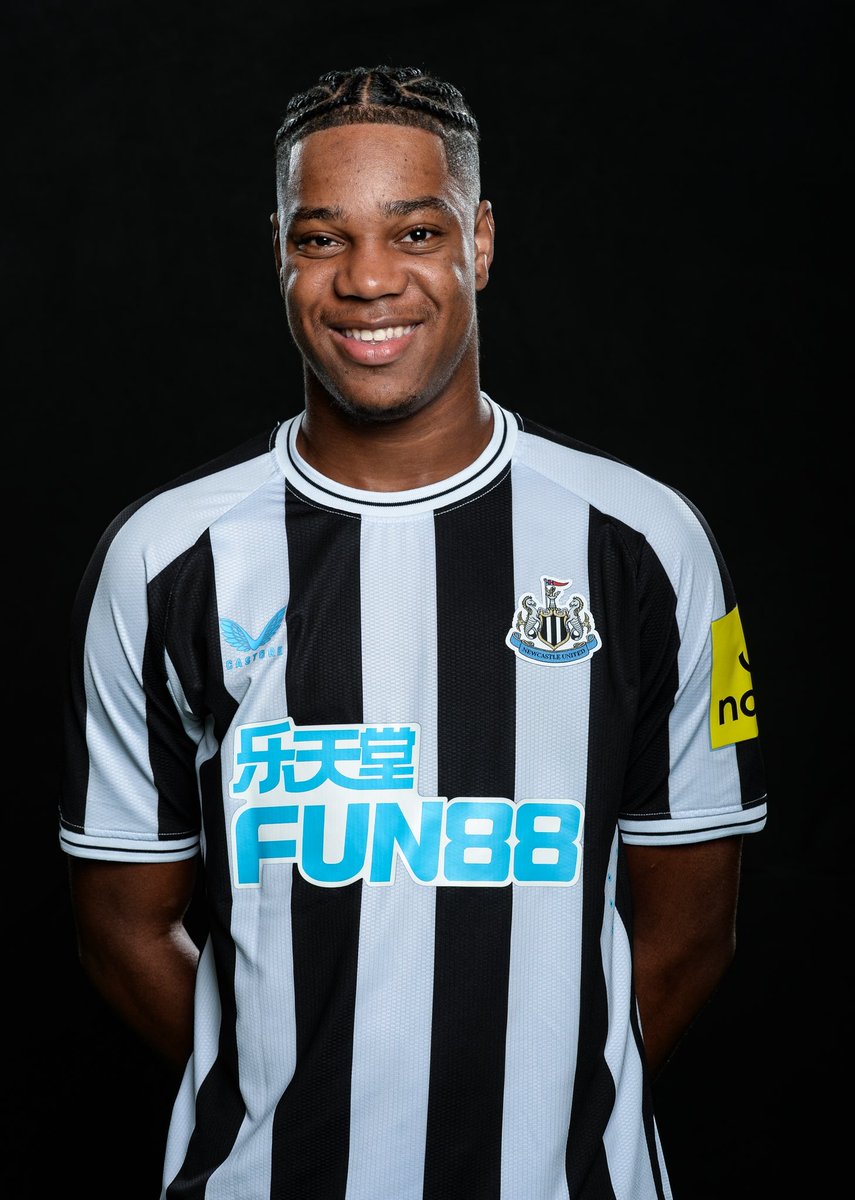 Jordanhackett8's tweet photo. 2022/23 ⚫️⚪️ #NUFC https://t.co/G7jLSpc3Uq