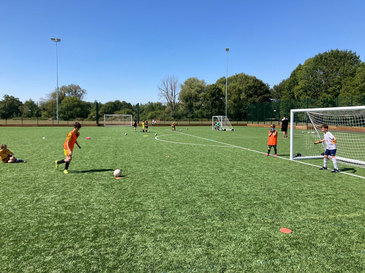 Cambridge United Goalkeepers tweet media