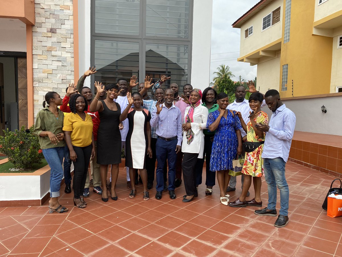 amaofei's tweet photo. It is always exciting to engage with #youngentrepneurs across #GH.This week we had an inspiring time in #Kumasi with cohort2 of the @OrangeCornersGH extension program. @NLinGhana is committed to supporting and creating sustainable jobs for youth in #GH. See you in #Ho next week! https://t.co/wswZkAhMxp