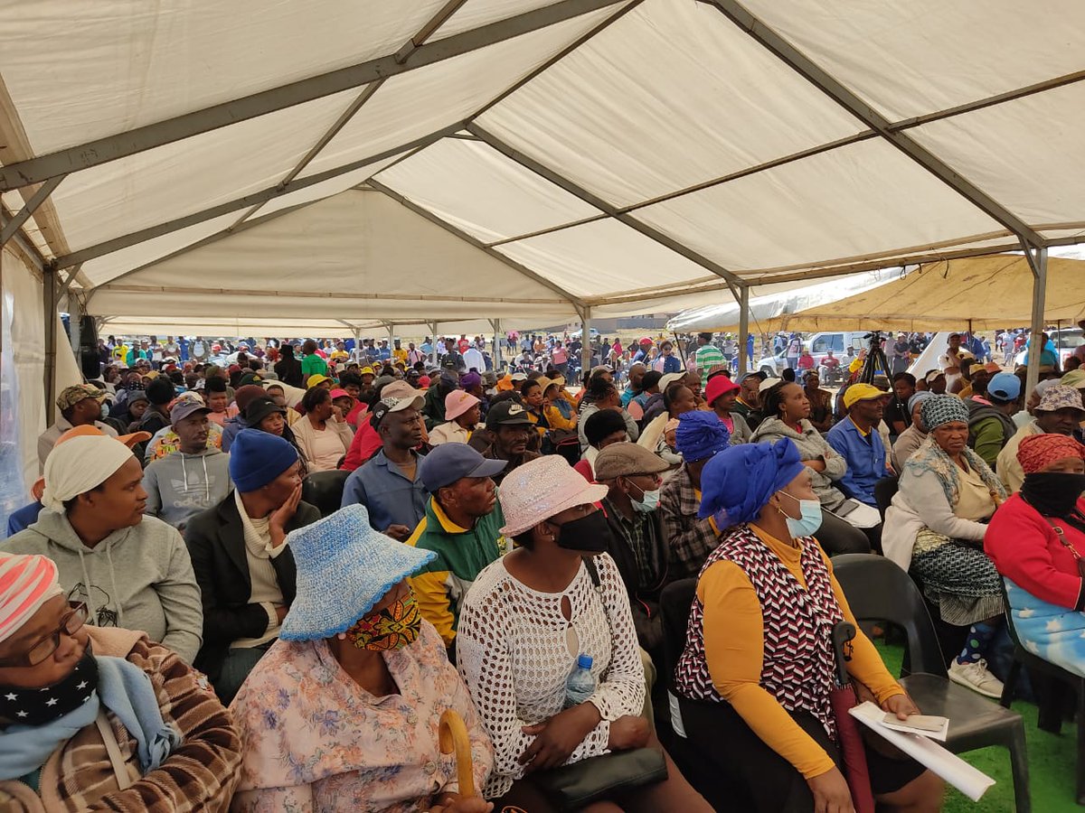 the_hda's tweet photo. Minister of Human Settlements Mmamoloko Kubayi, and the MEC of Human Settlements in Gauteng Lebogang Maile handed over title deeds at the Impumelelo Sports Ground, Devon.
#HousingTheNation #PresidentialImbizoBuildUp #HSProjects #HDAatWork #TheHDA https://t.co/iGIuS3d1Wc