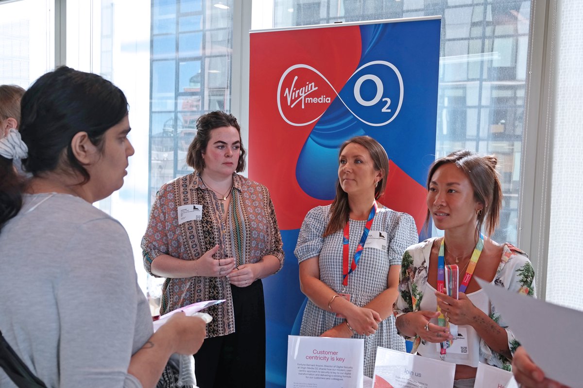 VMO2Life's tweet photo. What an epic experience being part of #2020change's first jobs and #careersfair.
We got to speak to over 70 job seekers about the right in the heart of London. We can’t wait to see who joins us and we can’t wait to come back.
https://t.co/VyquFP9fPu
#WinningTogether https://t.co/ATh7cE0wgg