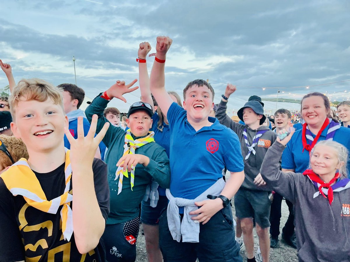 Red Rose 2024 tweet media