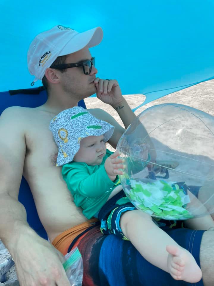 EBCPrint's tweet photo. Our friend/client Glenn Koehler and his son enjoying their EBC beach ball! 

#beach #summer #summertime #marketing #promoitem #promo #ebcprinting #ebcpromo #baby #babylove #beachday #beachbaby #fatherson https://t.co/JcTW35qZh7