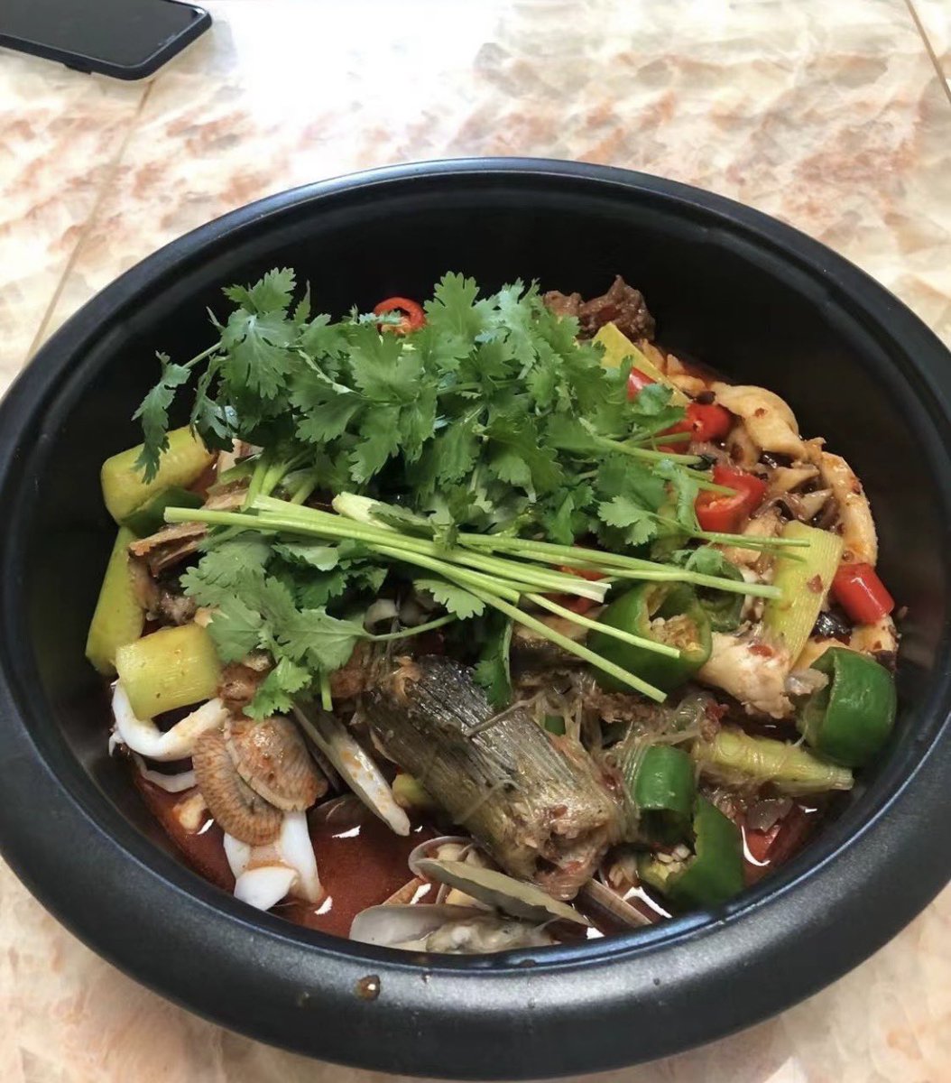 xiaopingguo678's tweet photo. 今天自己亲自动手风雨无阻😋 #花甲 #芹菜炒牛肉 https://t.co/8OkF8nGYYc