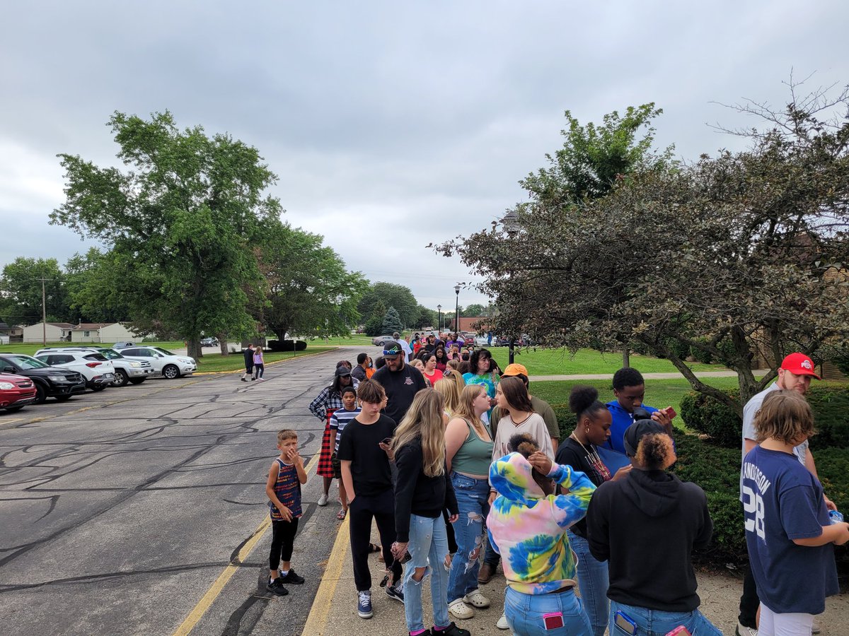 GMNorth's tweet photo. Fantastic turnout for Open House last night! Thanks to Pizza Cottage and Kona Ice for supporting MSN and our community! @GMschools https://t.co/noKysDahZY